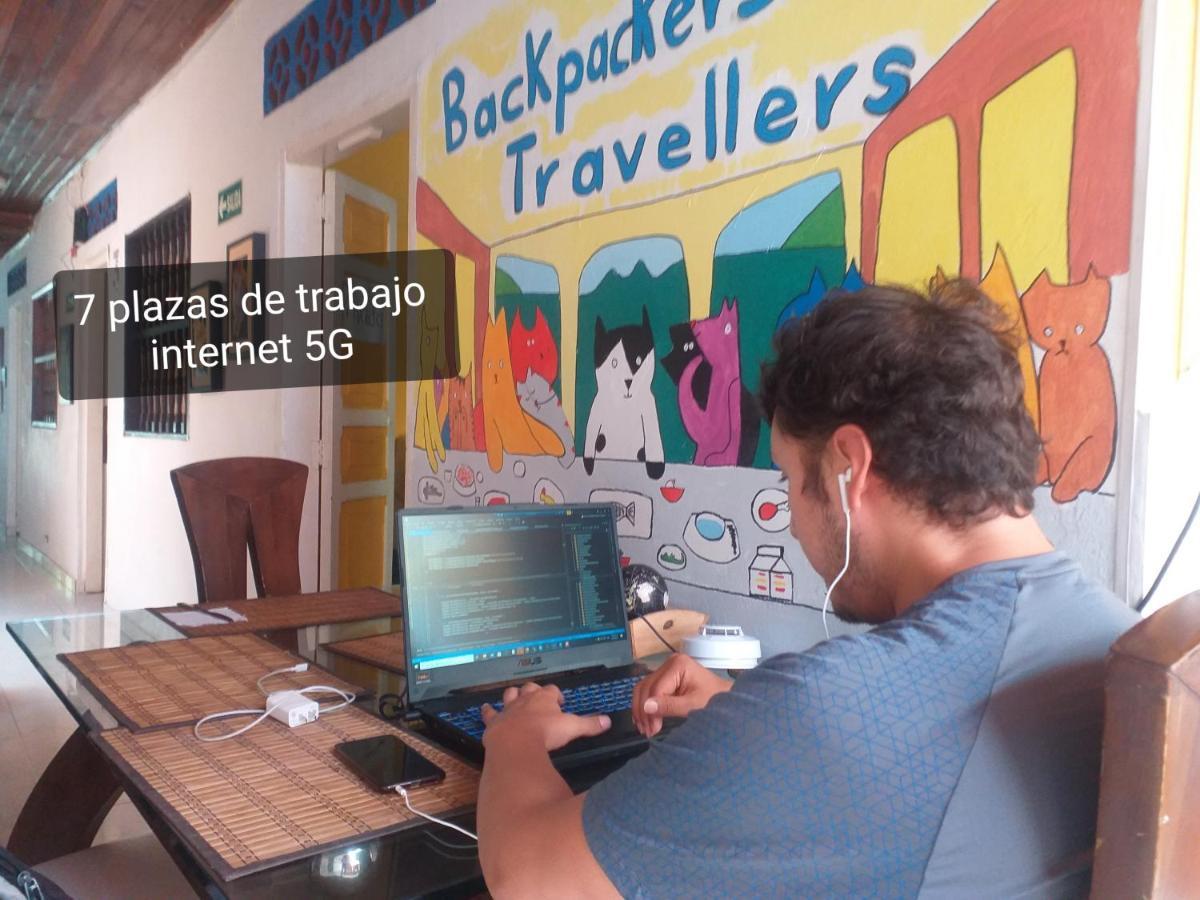 Backpackers And Travellers Hostel Νεΐβα Εξωτερικό φωτογραφία