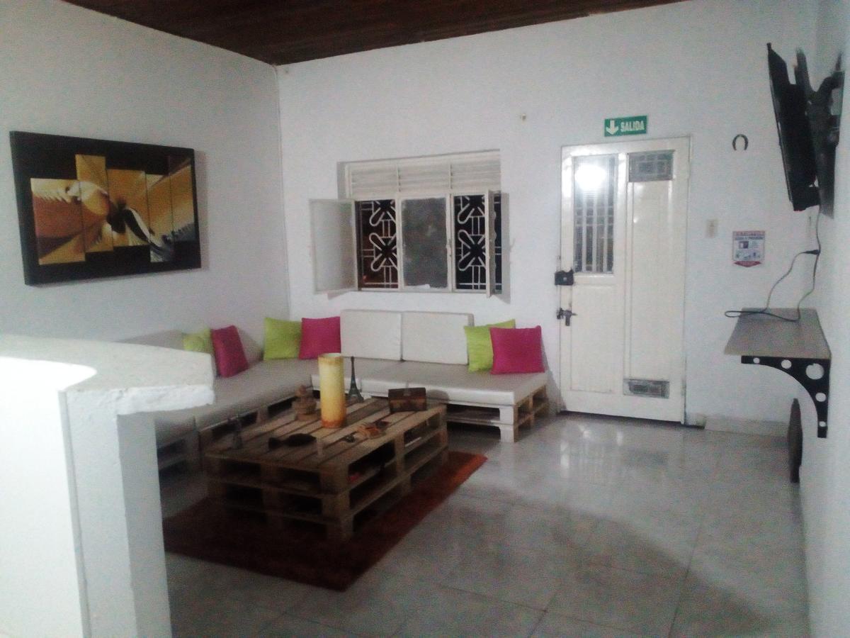 Backpackers And Travellers Hostel Νεΐβα Εξωτερικό φωτογραφία