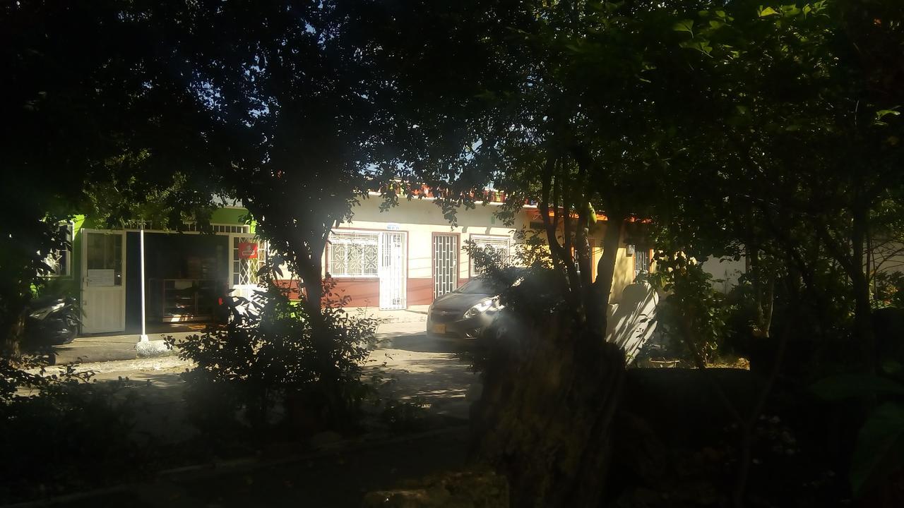 Backpackers And Travellers Hostel Νεΐβα Εξωτερικό φωτογραφία