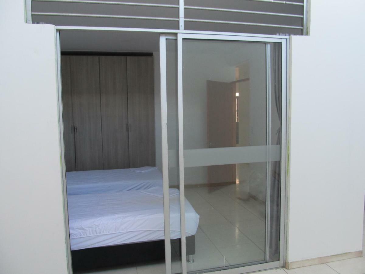 Backpackers And Travellers Hostel Νεΐβα Εξωτερικό φωτογραφία